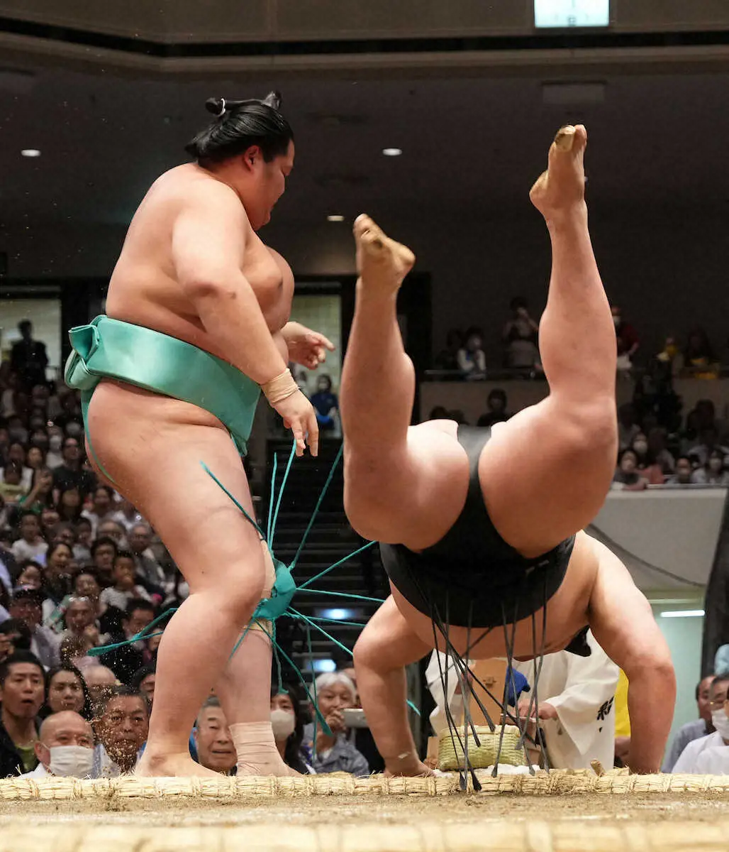 【画像・写真】【玉ノ井親方　視点】琴ノ若との興味深い成長株対戦　立ち合いから工夫していた若元春　