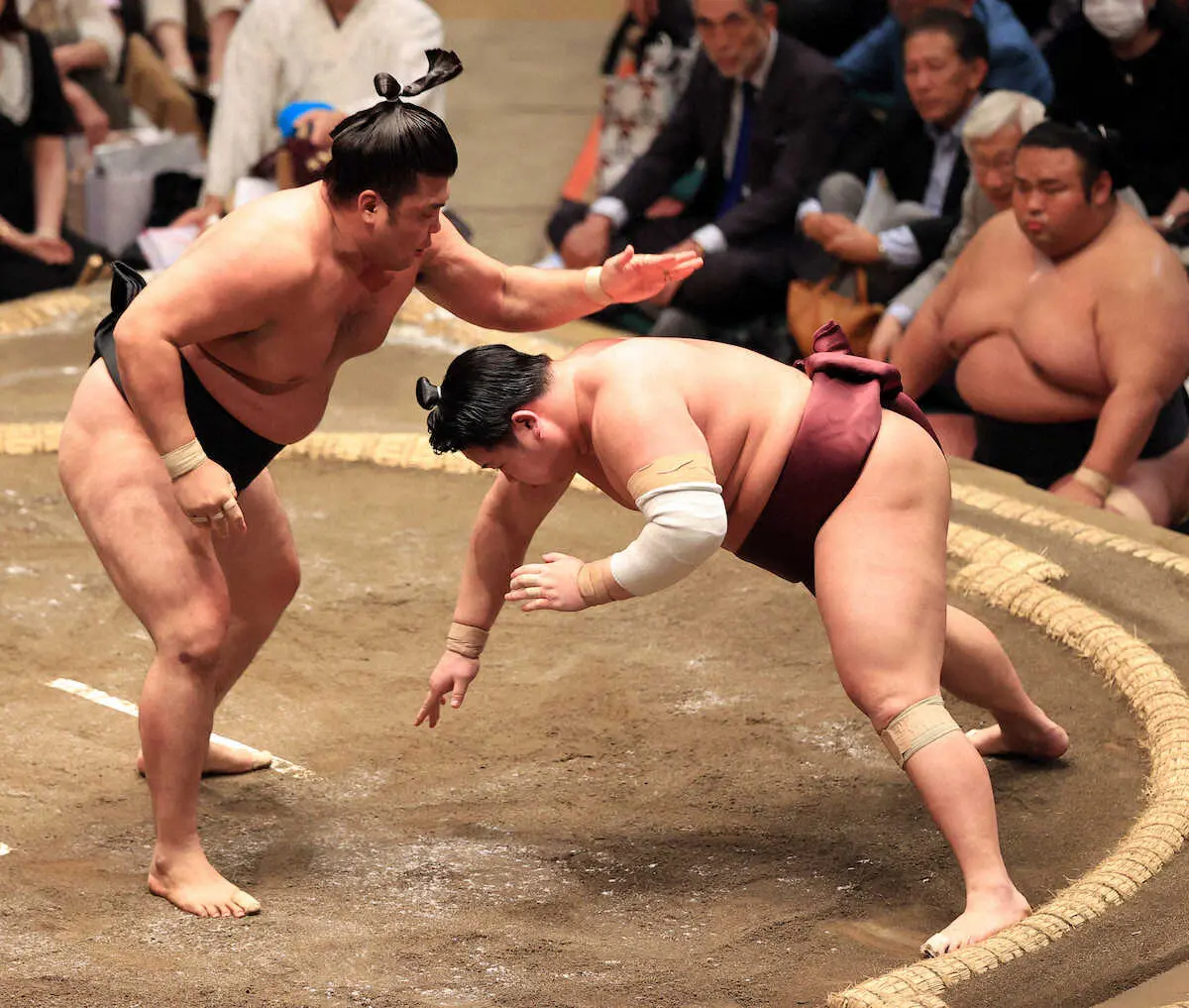 【画像・写真】霧馬山　連敗免れ3勝目も立ち合いに納得せず