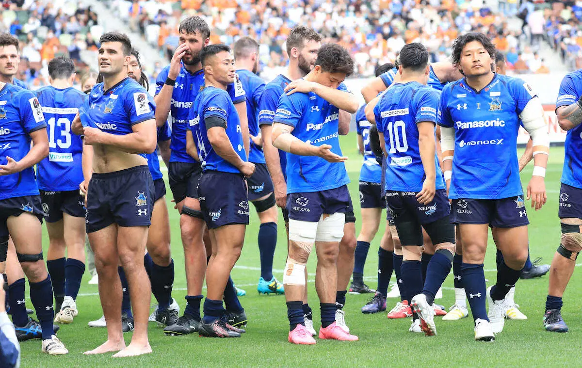 【画像・写真】埼玉“らしくない”ミスで王座陥落…SO松田が頭部強打で精彩欠き「勝利に導けず責任感じる」