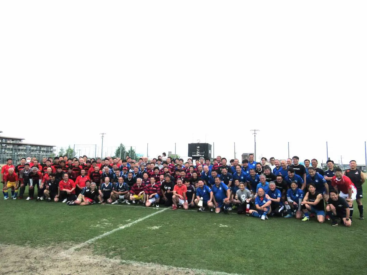 【画像・写真】【ラグビー】関西Aリーグ懐かしOB戦が花園で開催　W杯を盛り上げるため40代から70代までプレー