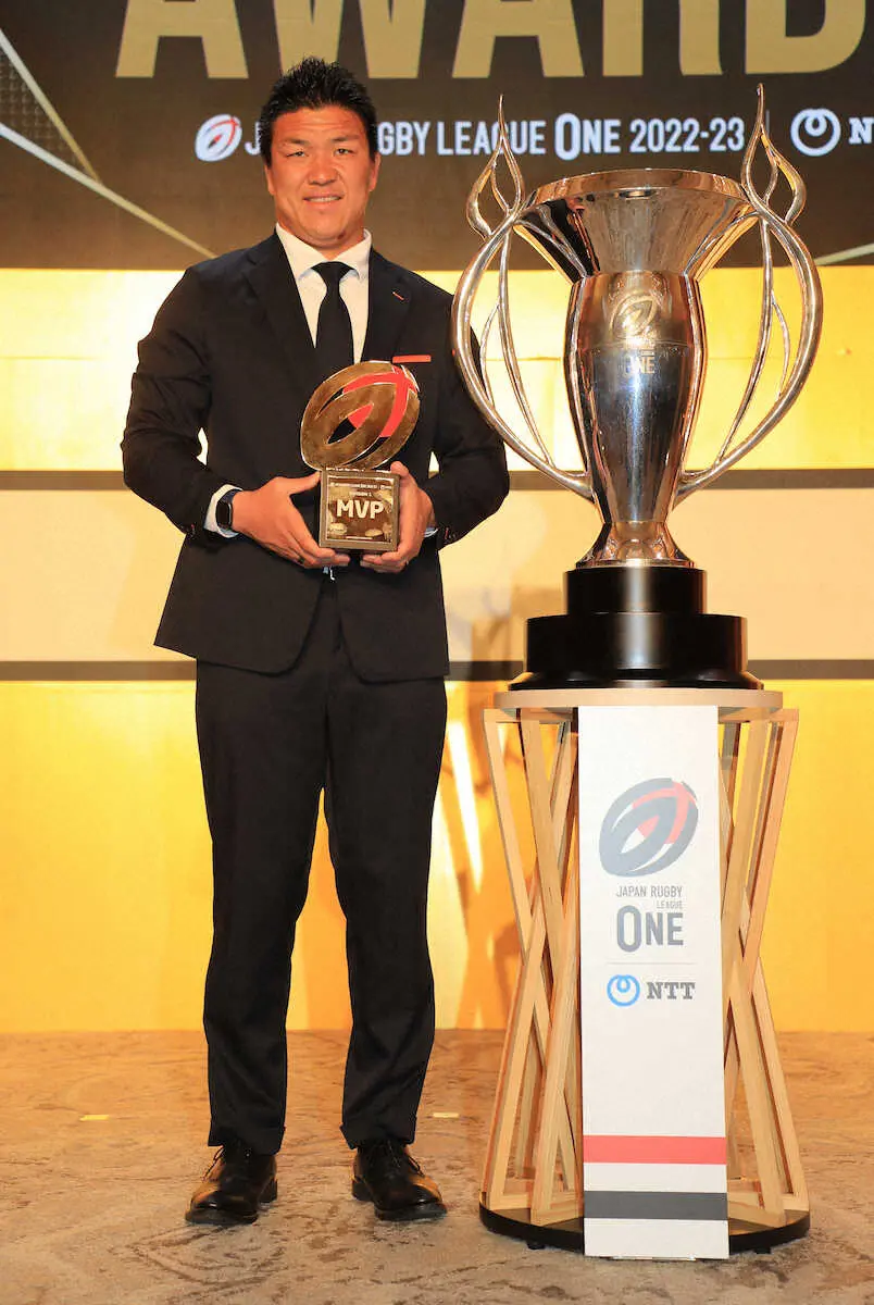 【画像・写真】東京ベイ・立川主将、初MVP　副賞100万円に“秒”で連絡殺到　ラグビーリーグワン年間表彰式