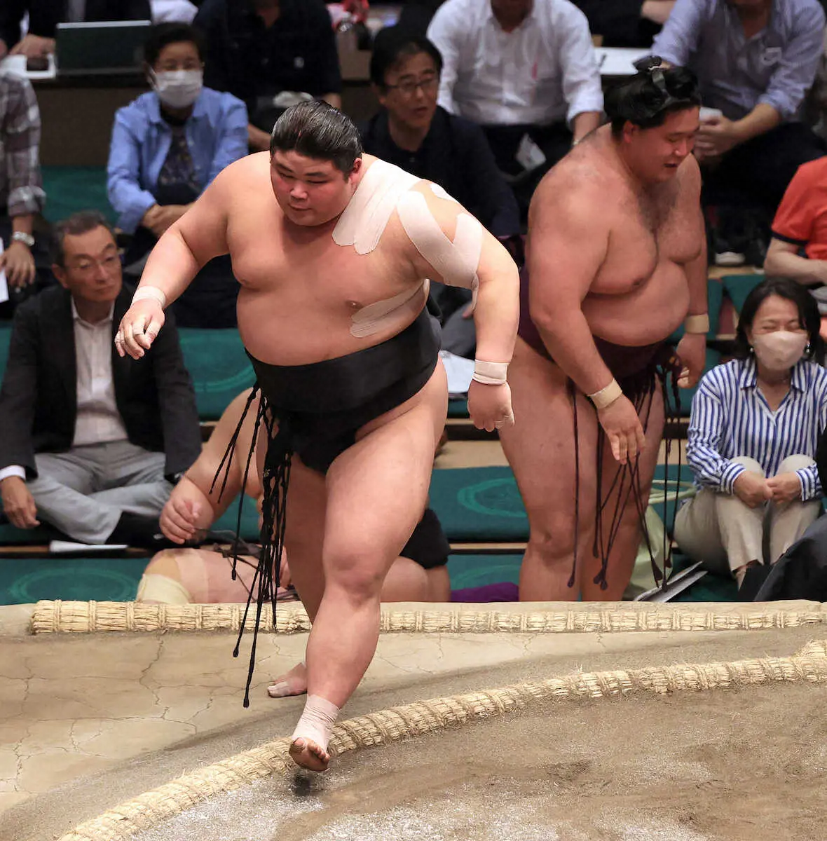 【画像・写真】“令和の怪物”落合　13勝目で新入幕濃厚　鳥取城北高の先輩・狼雅ねじ伏せた