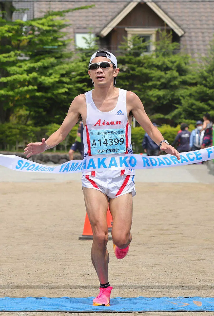 【画像・写真】山中湖ロードレース　ハーフは一般男子・風見　一般女子・山口が制す