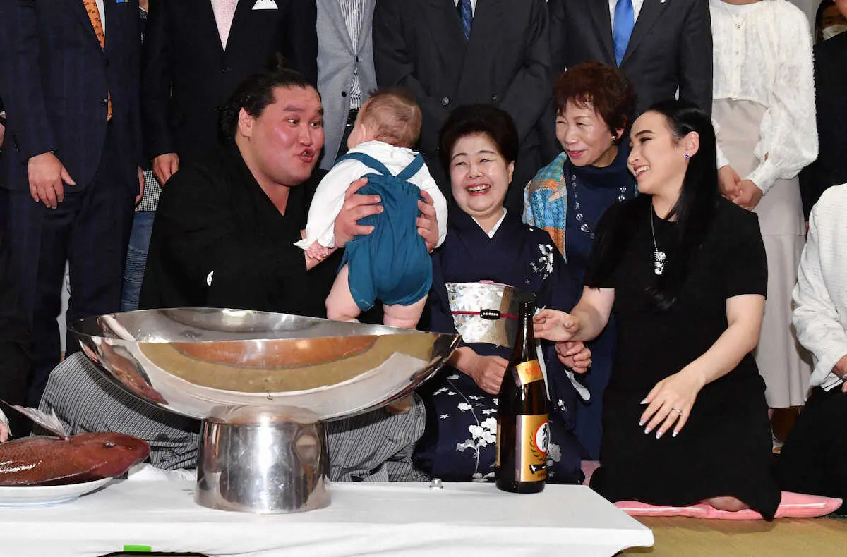 【画像・写真】照ノ富士　14勝目で締める「本当に優勝したんだと思った」