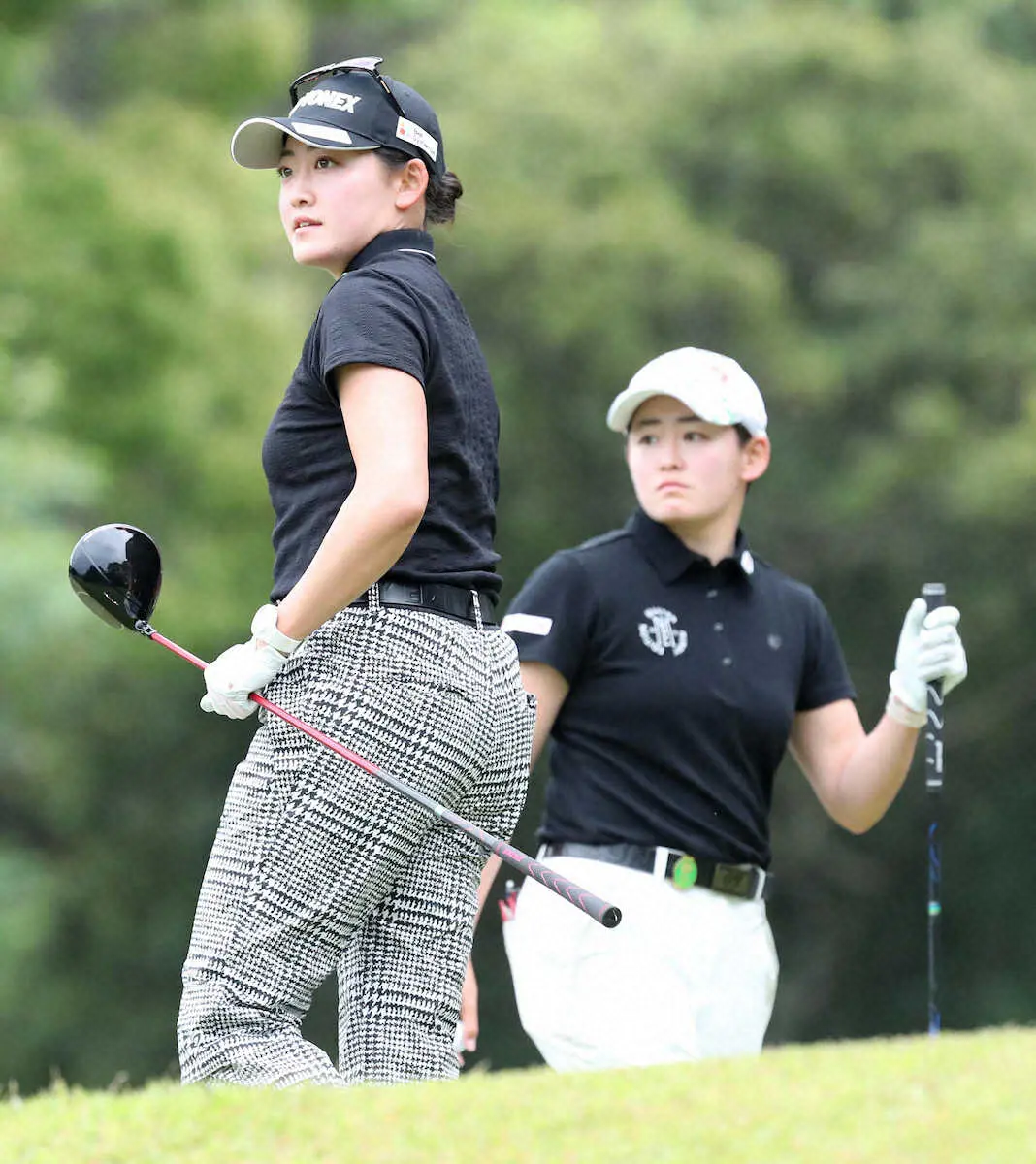 【画像・写真】岩井ツインズが挑むホステス大会　明愛「優勝を目指す」千怜「盛り上げたい」