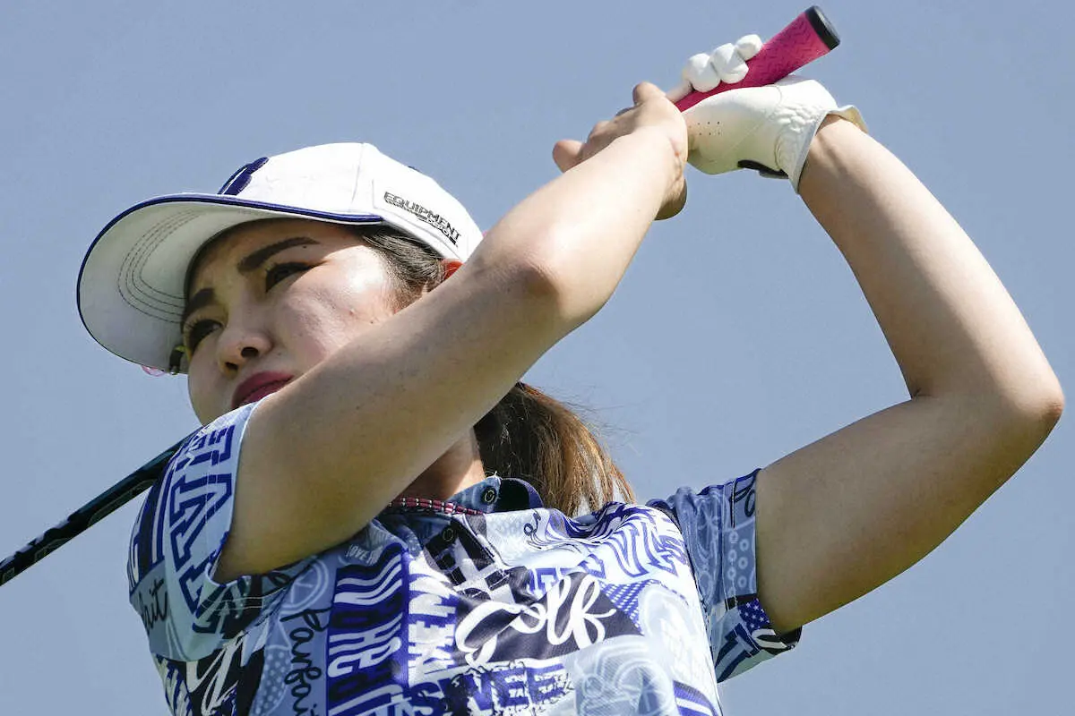 【画像・写真】古江彩佳　ツアー2勝目へ好発進4差5位　5日で7戦の過密日程も「多く眠れたので体調は大丈夫」