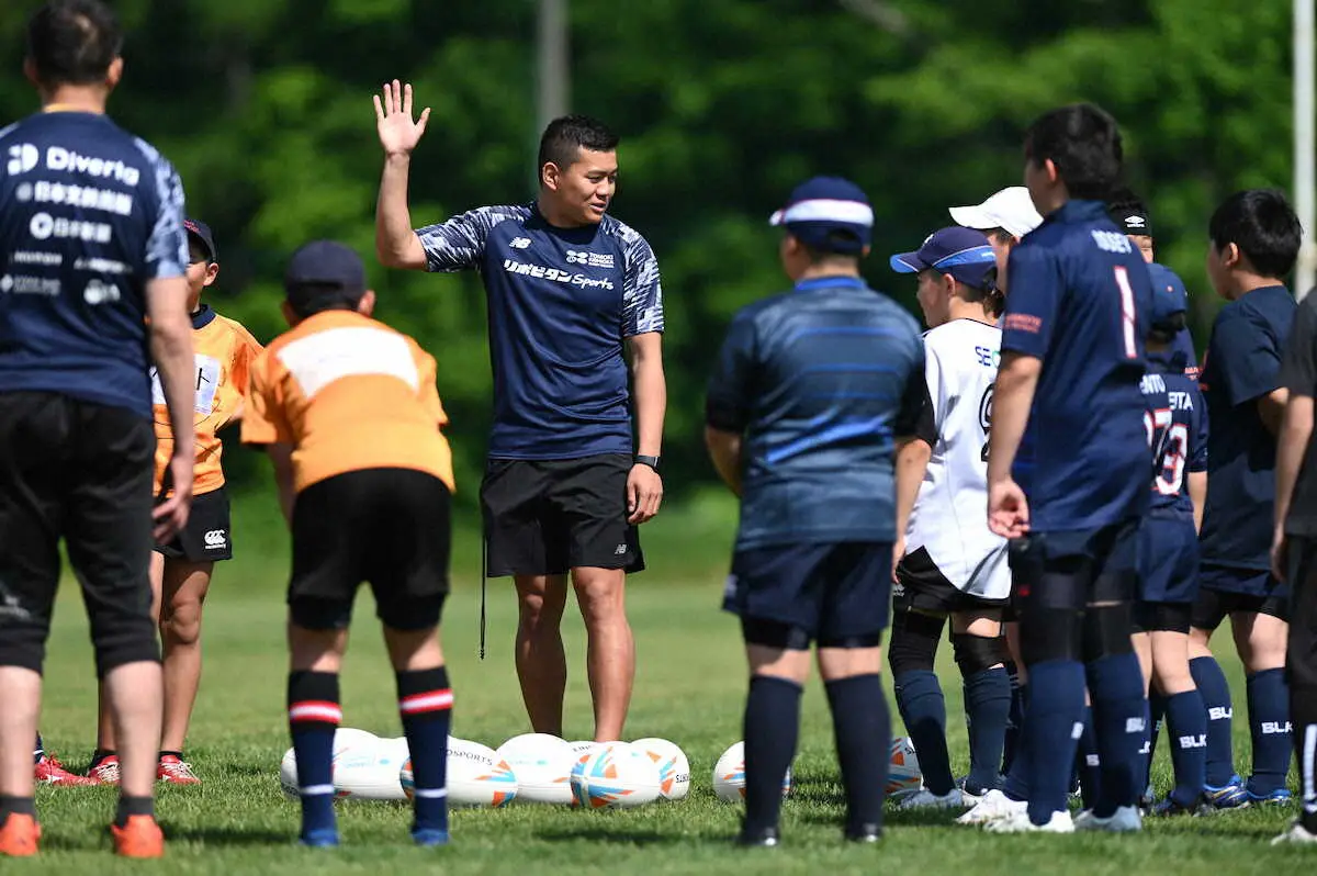 【画像・写真】3年目迎えた「岸岡智樹のラグビー教室」　難題とも向き合いながら全国14カ所で熱く指導
