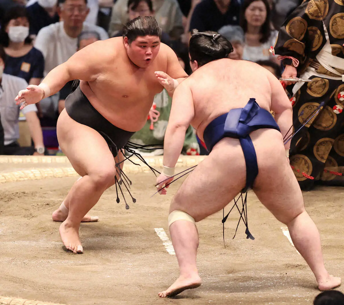 【画像・写真】伯桜鵬　全勝の豪ノ山止めた！　十両で3戦全敗天敵に雪辱「素直にうれしい」