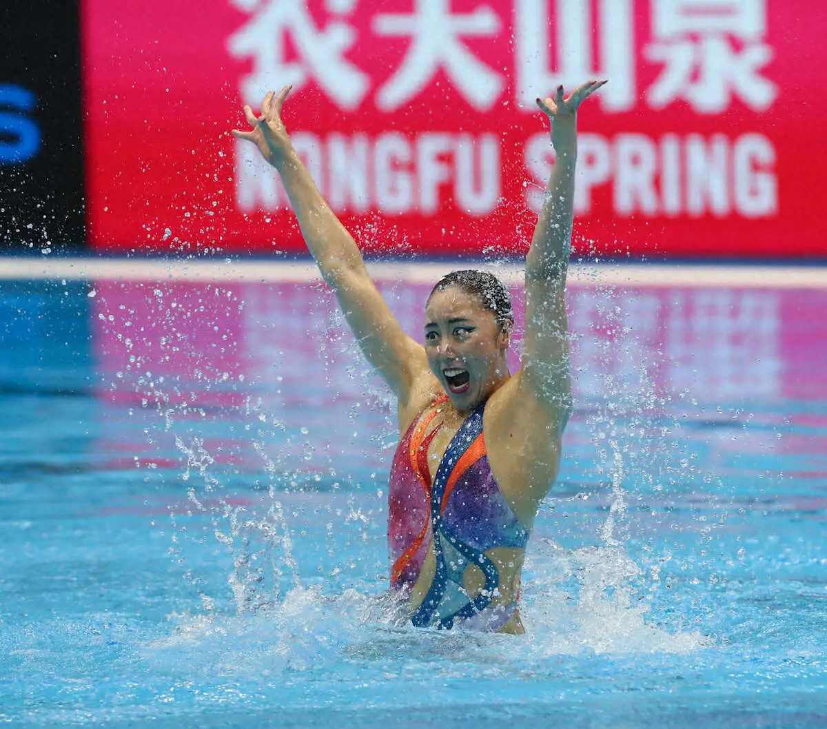 【画像・写真】乾友紀子が涙の2連覇　世界水泳の日本選手金メダル1号