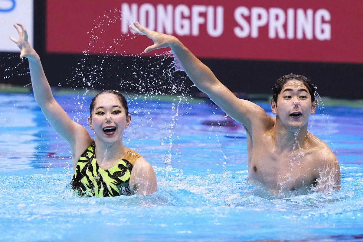 【画像・写真】佐藤姉弟　混合デュエット日本勢初優勝！涙もシンクロ「夢じゃないかと思うくらい幸せ」