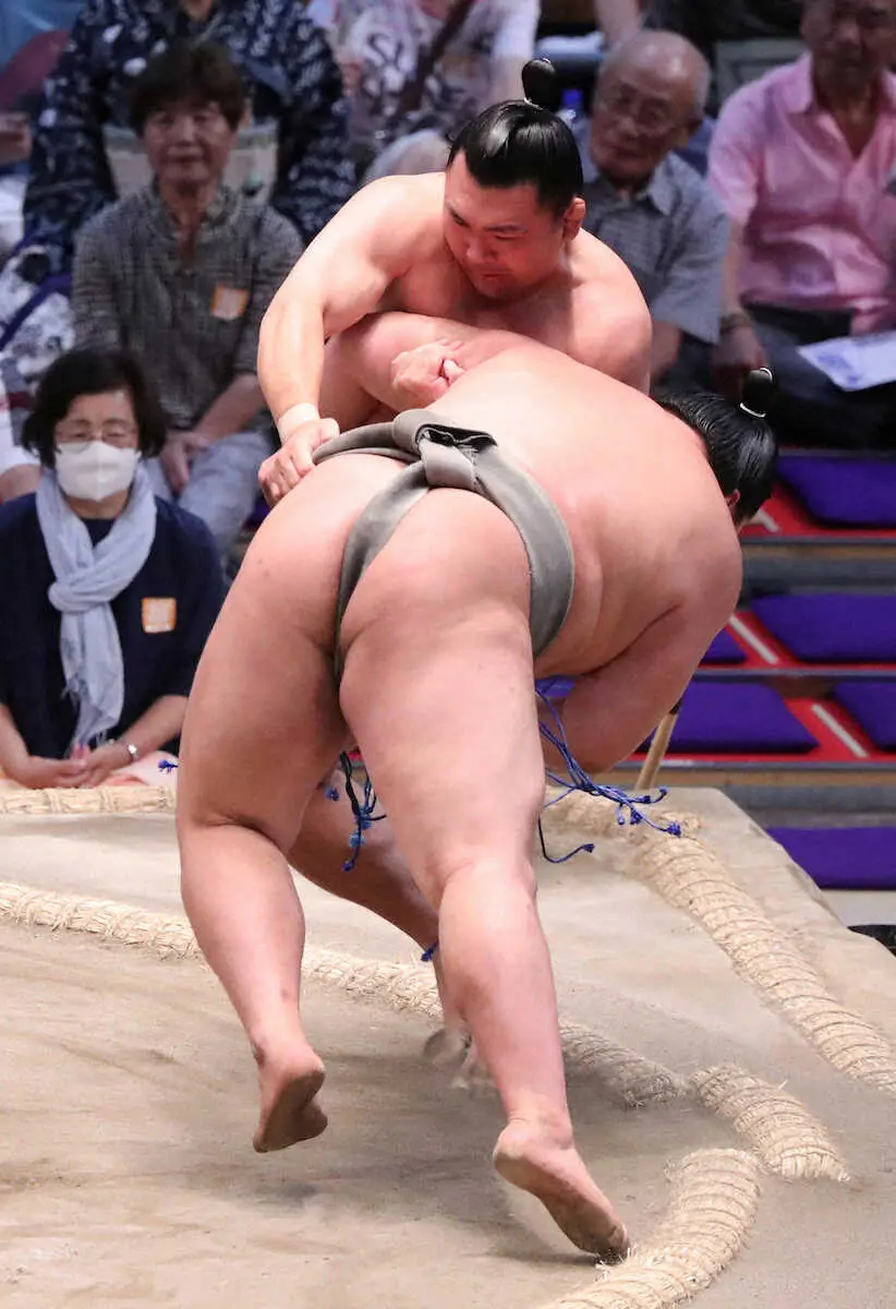 【画像・写真】元幕内・照強が8場所ぶりの勝ち越し「まずは病気を治さないと」体重20キロ減…糖尿病と闘う日々