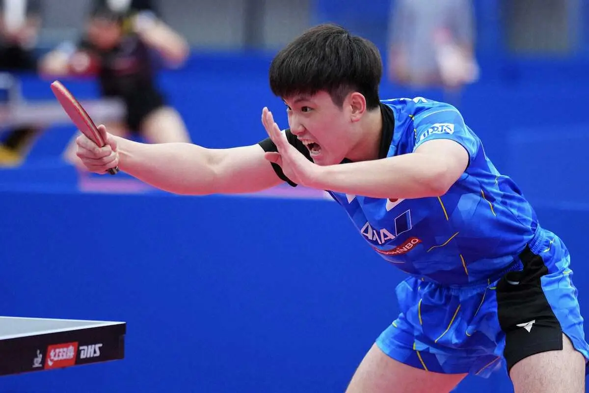 【画像・写真】【卓球】張本智和、戸上隼輔下してV　五輪選考レース独走も「パリの出場権は通過点」