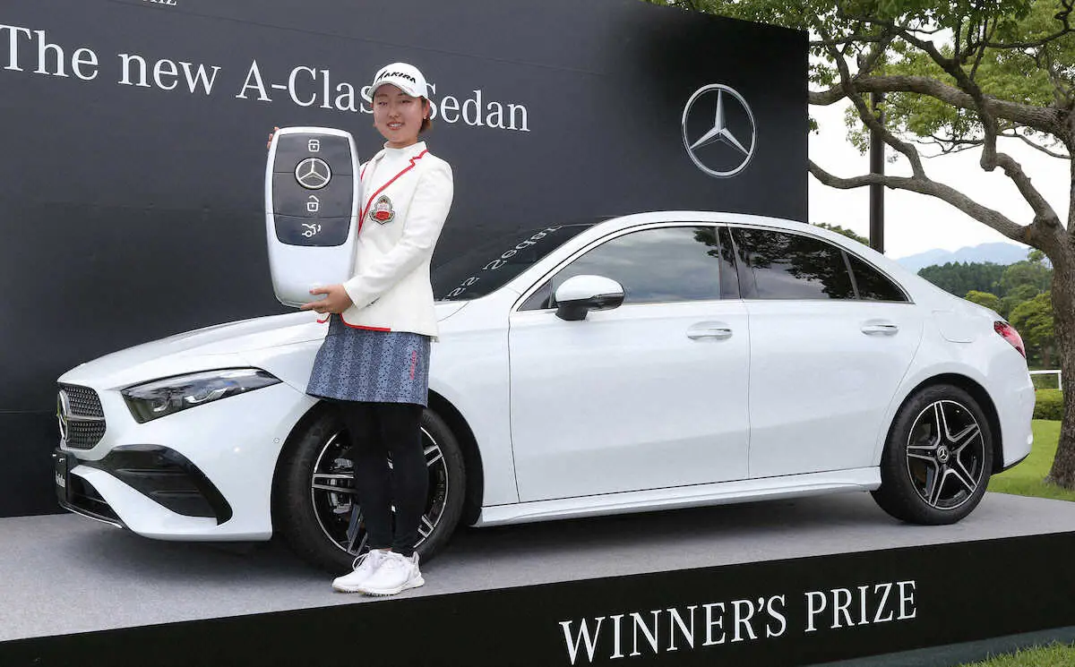 【画像・写真】小滝水音　プロ7年目、笑顔の初V　黄金世代13人目、首痛、ぎっくり腰乗り越えた