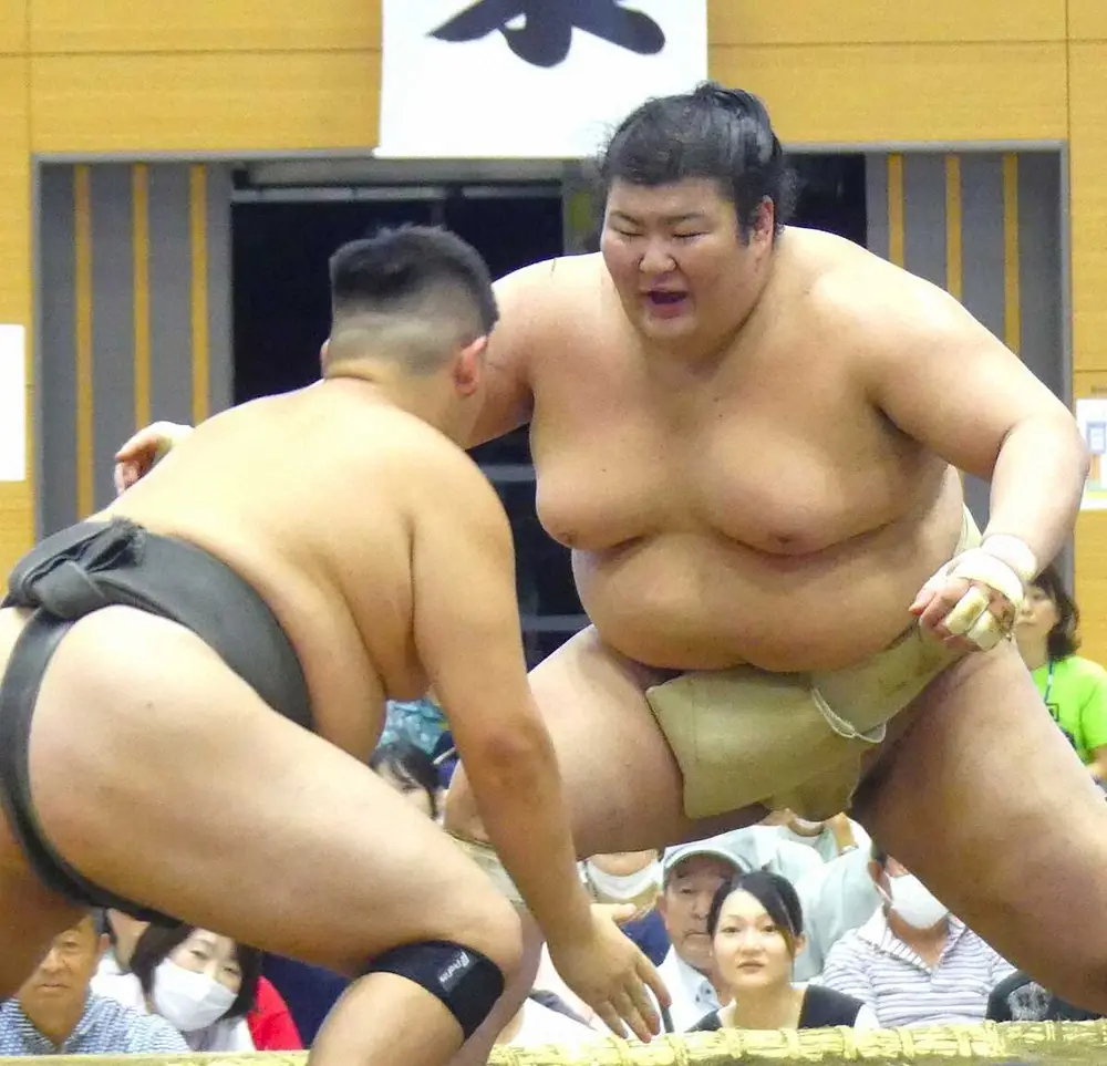 【画像・写真】高校総体相撲競技が開幕「試合に出られることに感謝して」“ロスジェネ”熱海富士から激励の声