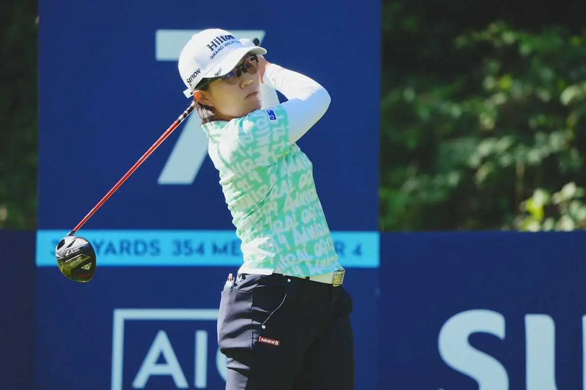 【画像・写真】＜全英女子オープン＞第1ラウンドの7番、ティーショットを放つ畑岡（撮影・西尾　大助）