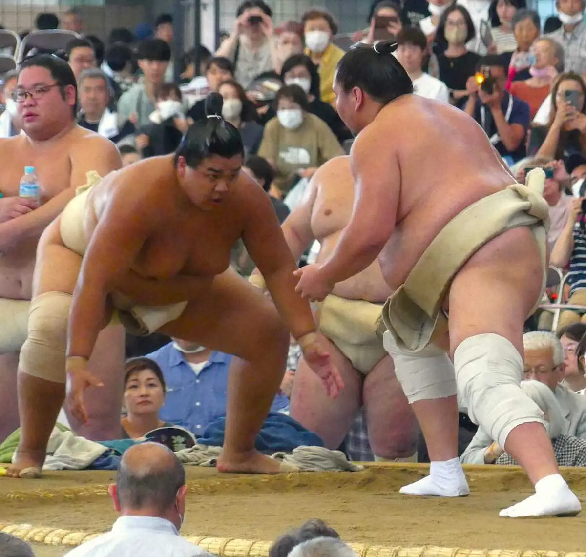 【画像・写真】北青鵬　札幌凱旋で横綱と充実稽古　大相撲夏巡業