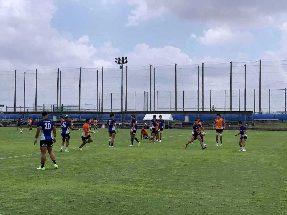 【画像・写真】ラグビー日本代表が練習再開　ラブスカフニらW杯代表外の6人も集合　19日に伊へ出発