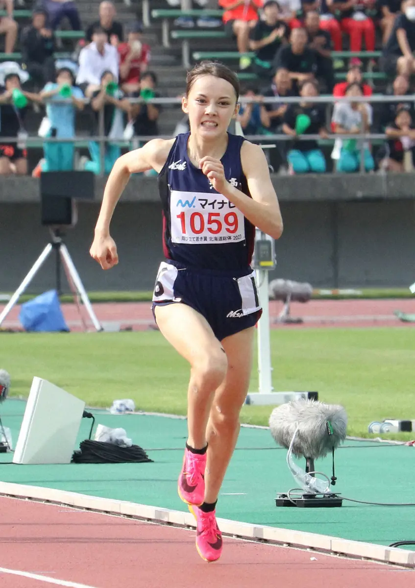 【画像・写真】ドルーリー朱瑛里、日韓中ジュニア1500m制した　初の日本代表「日本を背負う自覚を持って」