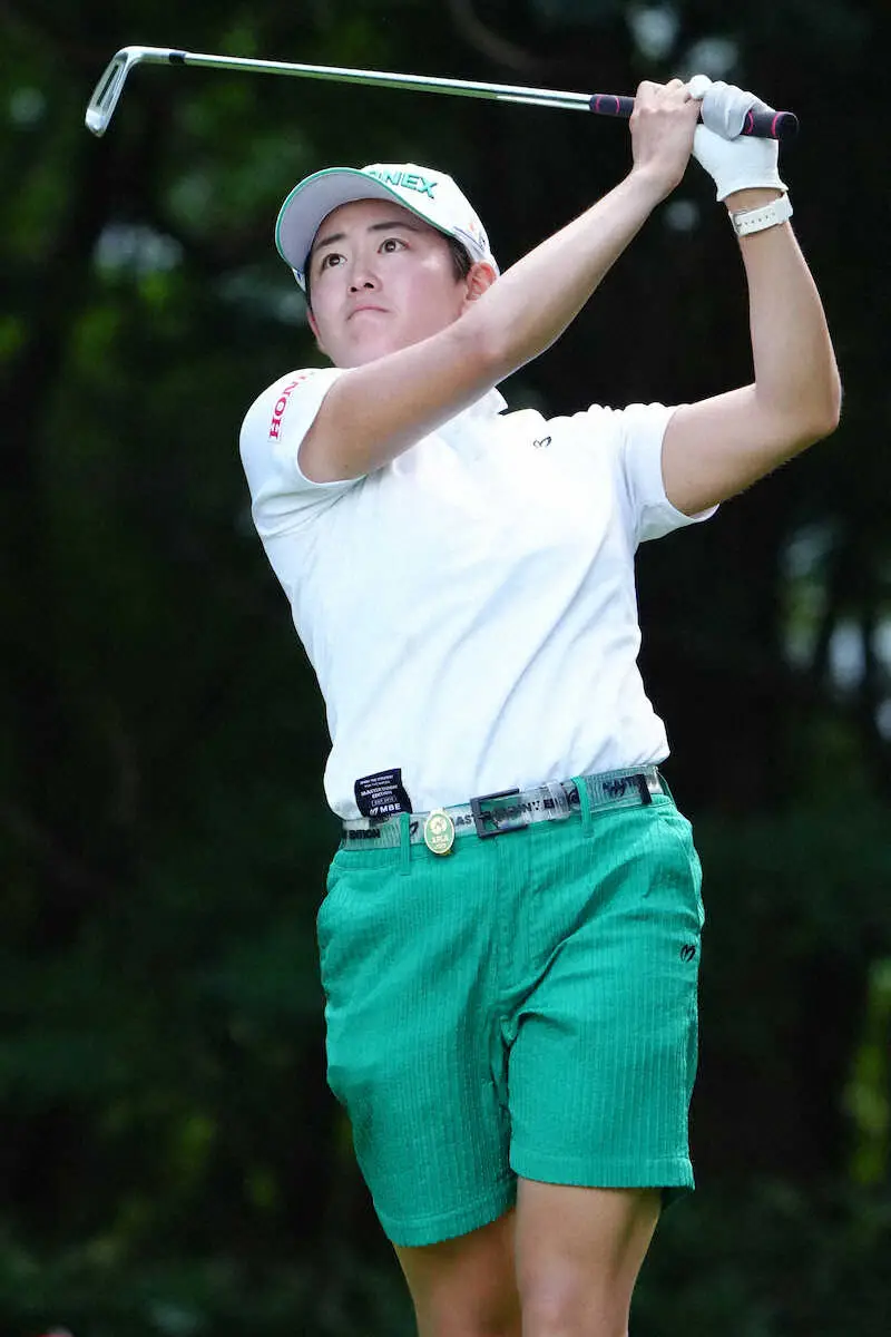 【画像・写真】菊地絵理香、岩井明愛、申ジエが通算9アンダーで首位に並ぶ！2打差に12人ひしめく大混戦