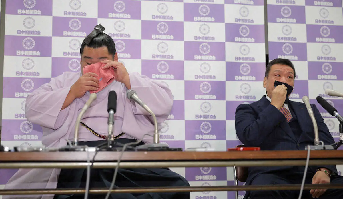 【画像・写真】徳勝龍が引退会見で涙「師匠の言葉が励みになって頑張れた」同学年の盟友たちへ「長くやってほしい」