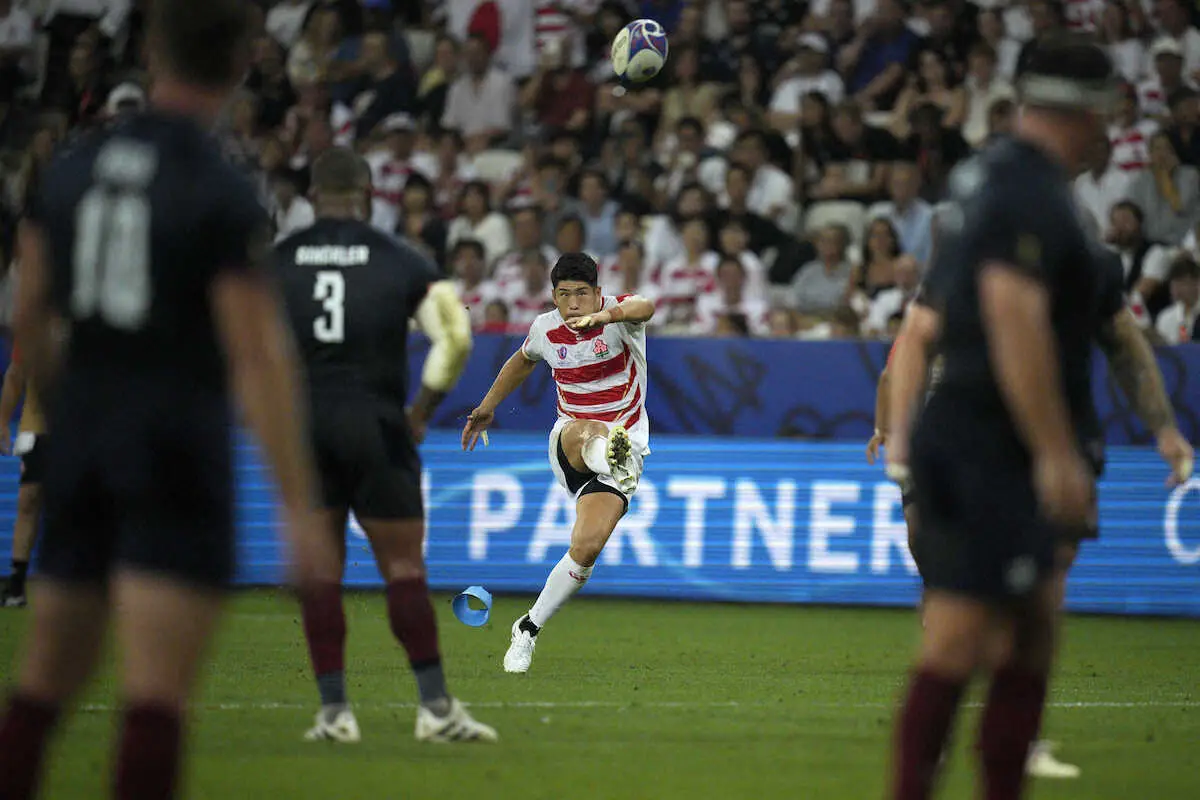 【画像・写真】【ラグビーW杯】日本は9―13で前半終了　松田力也が3PG決める　イングランド撃破へ後半突入へ