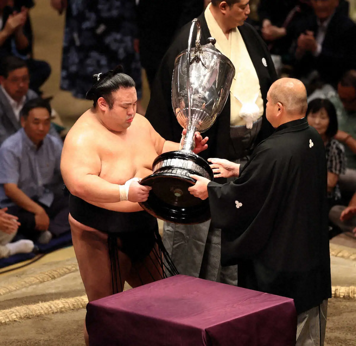 【画像・写真】貴景勝　復活Vの裏に付け人2人との絆　埼玉栄高相撲部で同期「付いてくれ」と自ら依頼