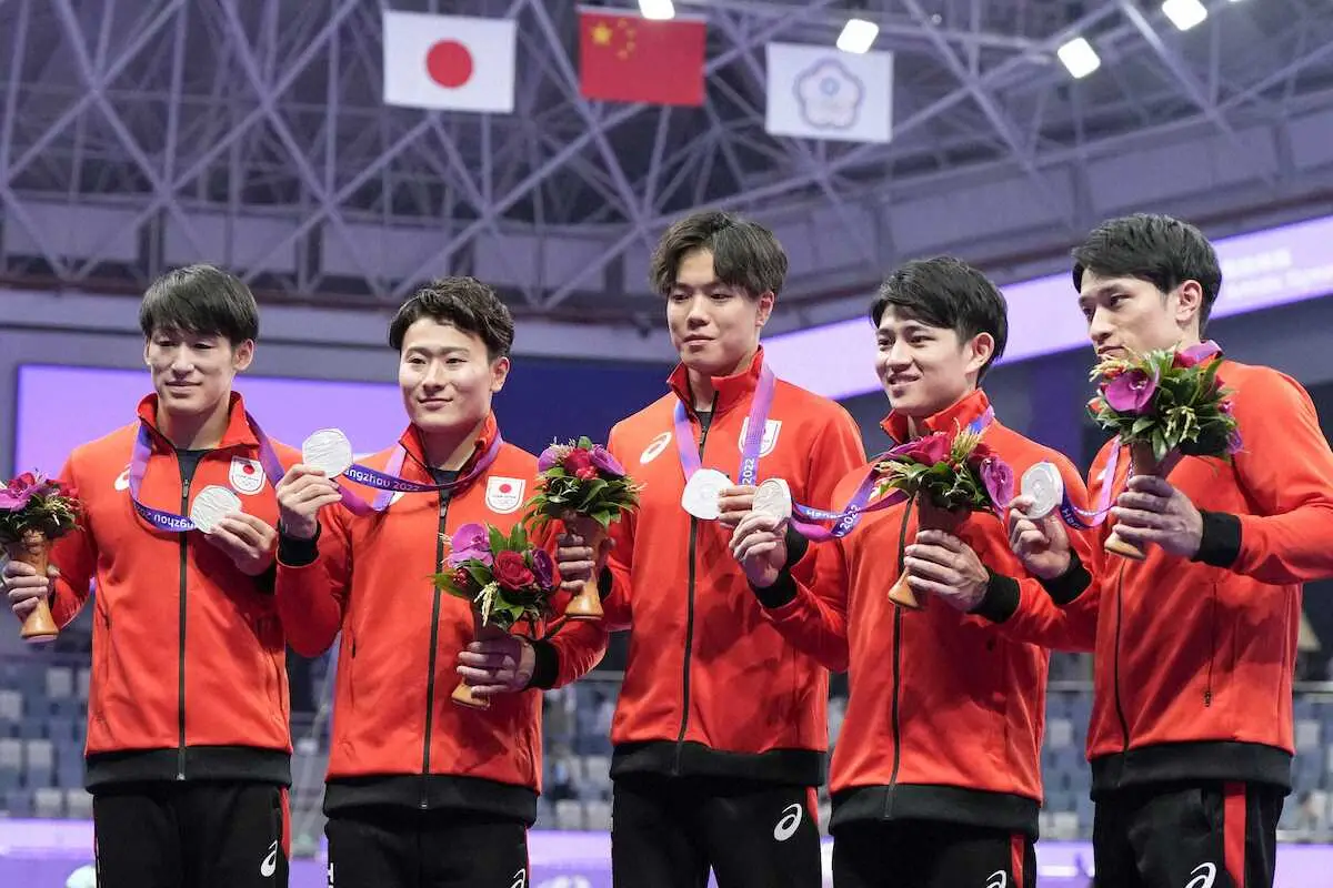 【画像・写真】体操男子団体総合　日本は銀！有力選手不在も谷川兄弟が奮闘