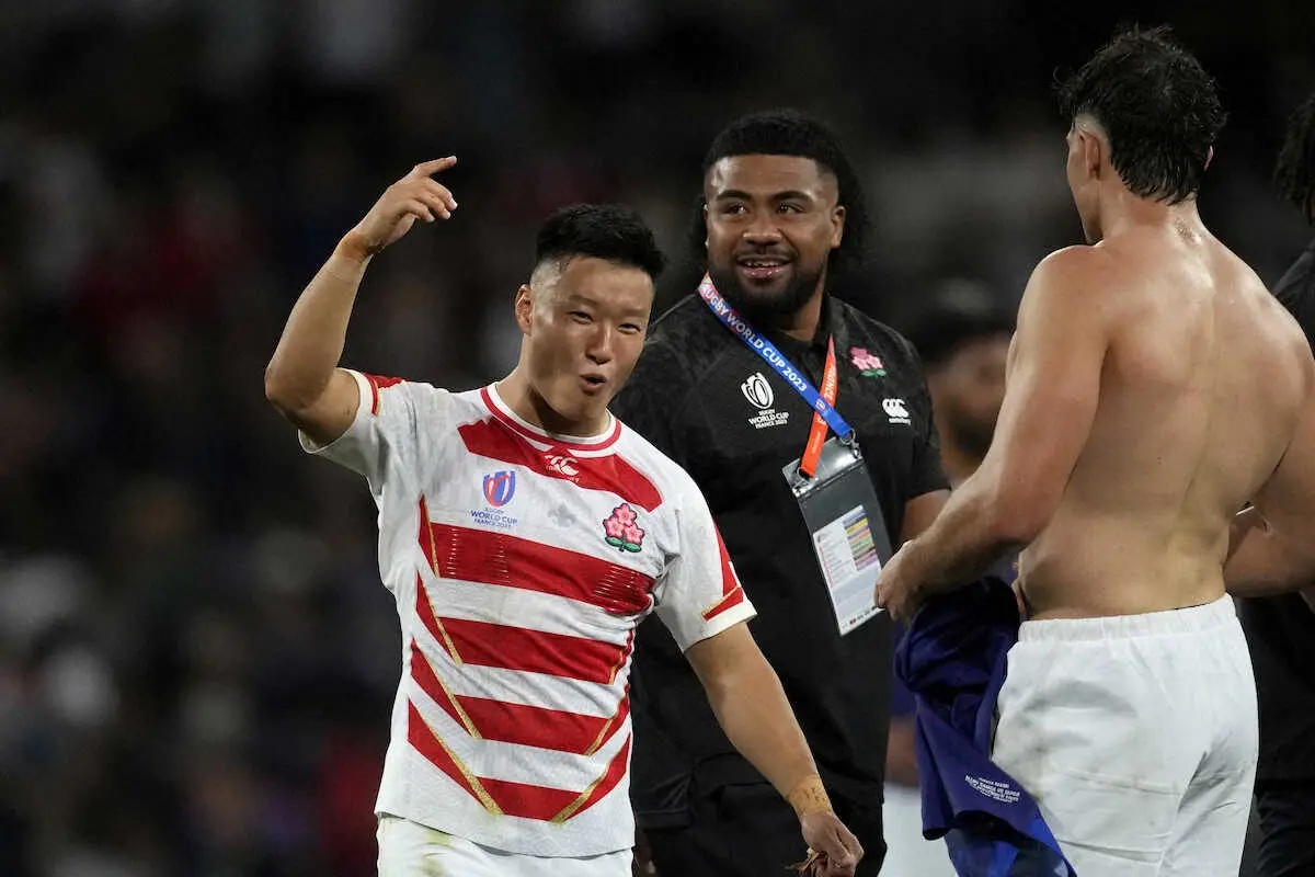 【画像・写真】【ラグビーW杯】流の代役・斎藤が攻撃をしっかり指揮「常にワクワクした感じだった」