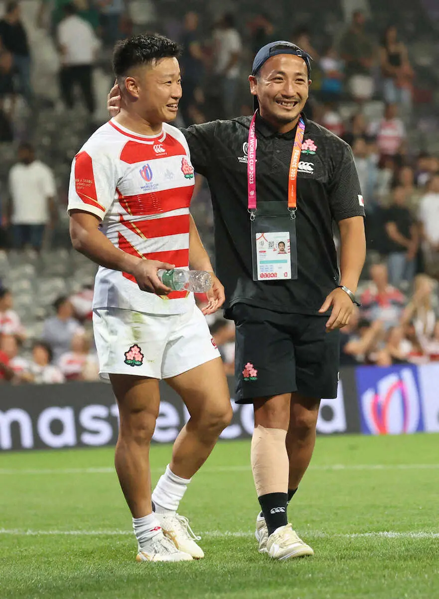 【画像・写真】【ラグビーW杯】文字通り「ONE　TEAM」でアクシデントなんのその　流の欠場を若きSH陣がカバー