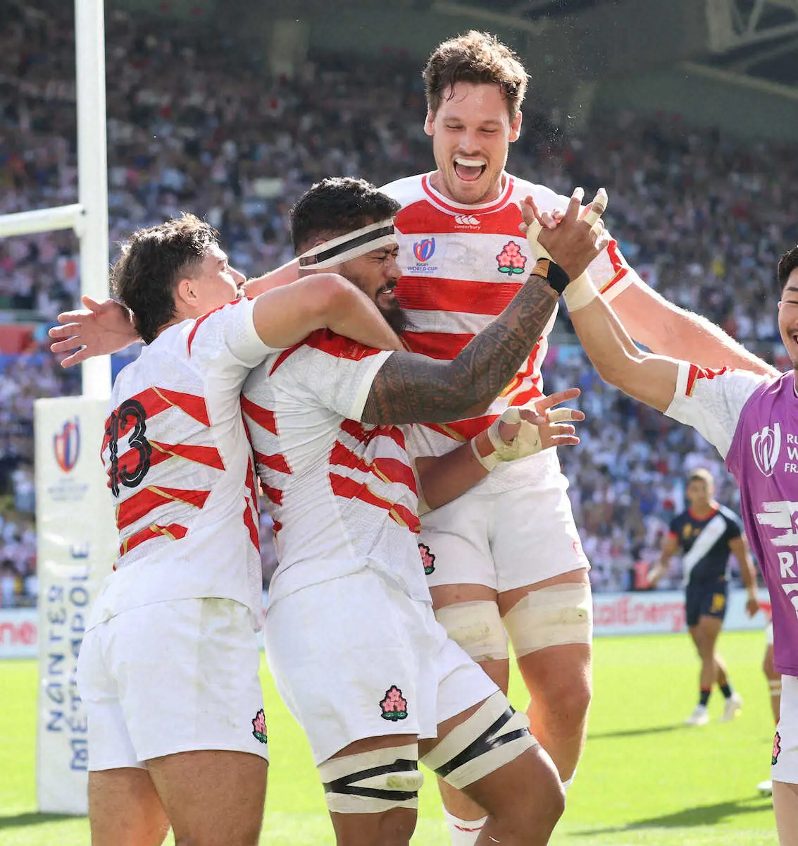 【画像・写真】【ラグビーW杯】松田力也の“黄金の右足”前半2発　成功率94.4％　ネット「松田のキック半端ない」