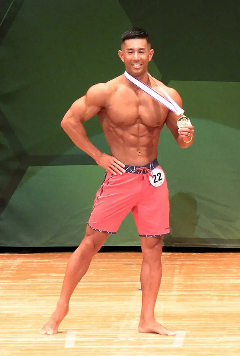 【画像・写真】“現役の新幹線運転士”伊吹主税が連覇！ボディービル・グラチャン　男子フィジーク部門