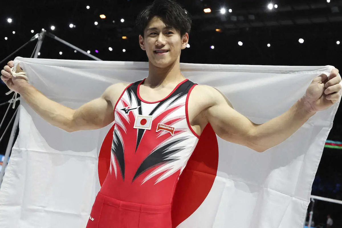 【画像・写真】体操・橋本大輝「勝ち切れた」　鉄棒も制して世界選手権で3冠！15年の内村以来の快挙