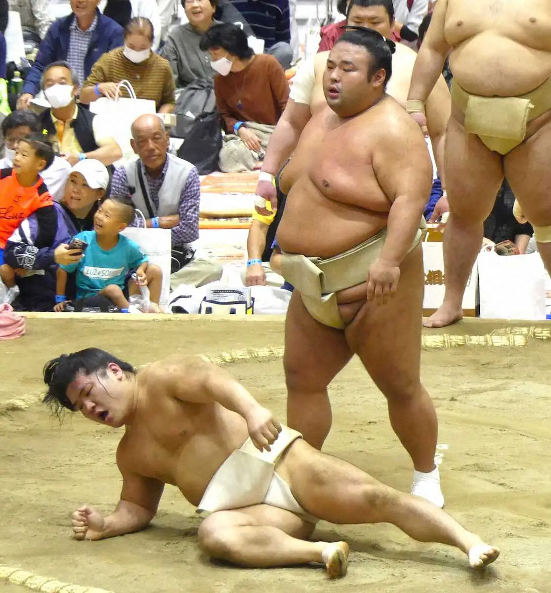 【画像・写真】【秩父巡業】貴景勝が場所後初のぶつかり稽古「早い段階で戻れれば」実戦稽古再開へ一歩前進