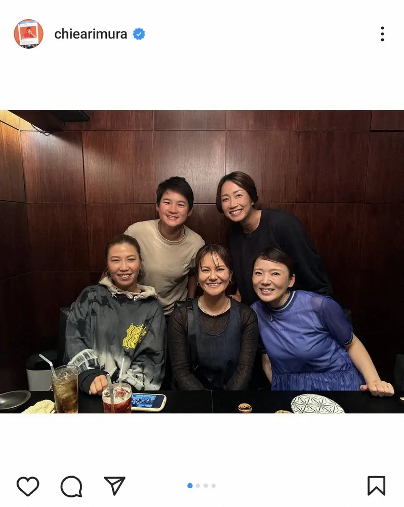 【画像・写真】有村智恵　宮里藍さん、上田桃子らとの新旧豪華集合ショット披露に「素敵な会」「すっげー」の声