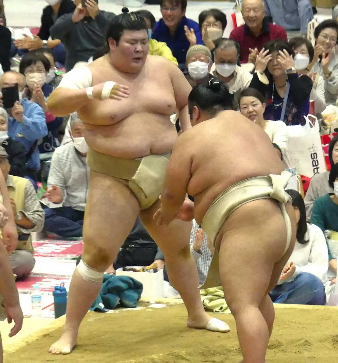 【画像・写真】【焼津巡業】熱海富士、優勝を争った貴景勝の胸を借りてぶつかり稽古「出してくれてうれしかった」