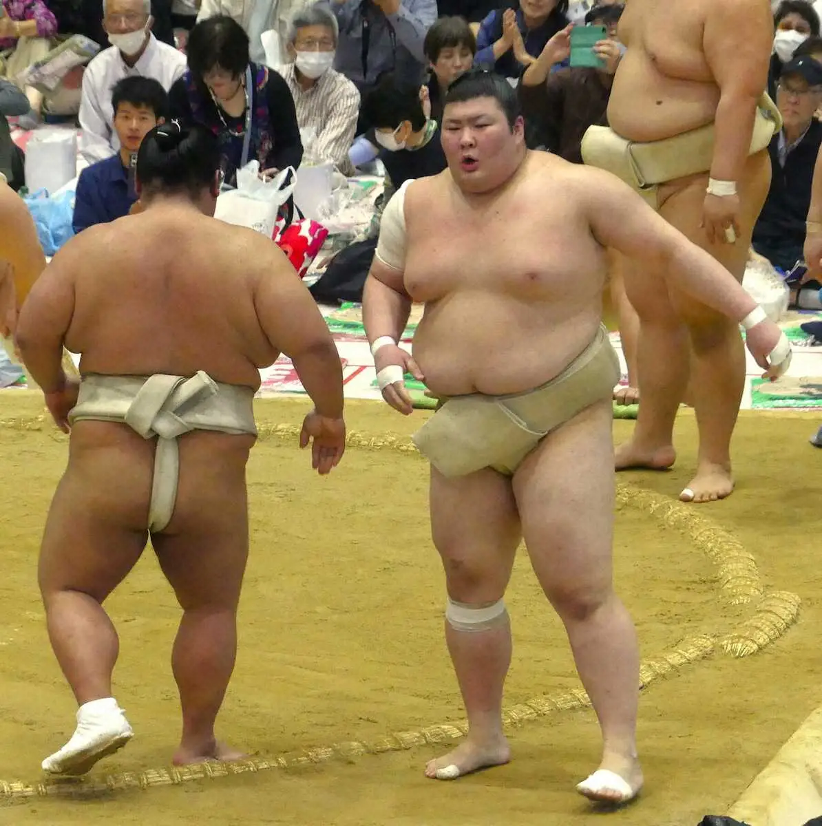 【画像・写真】【焼津巡業】熱海富士貴景勝とぶつかり稽古