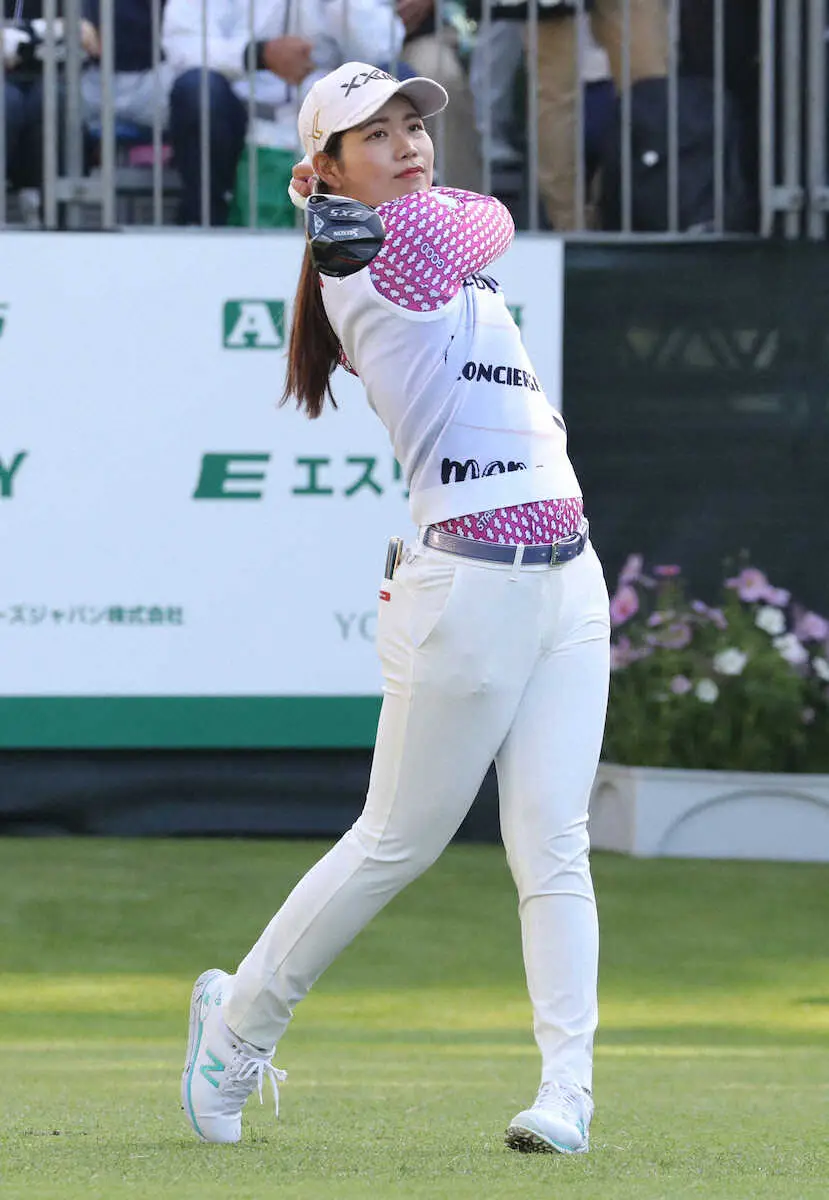 【画像・写真】桜井心那　体調不良も69で2差　食あたりで発熱、悪寒も8位　宮里藍以来2人目10代年間5勝へ
