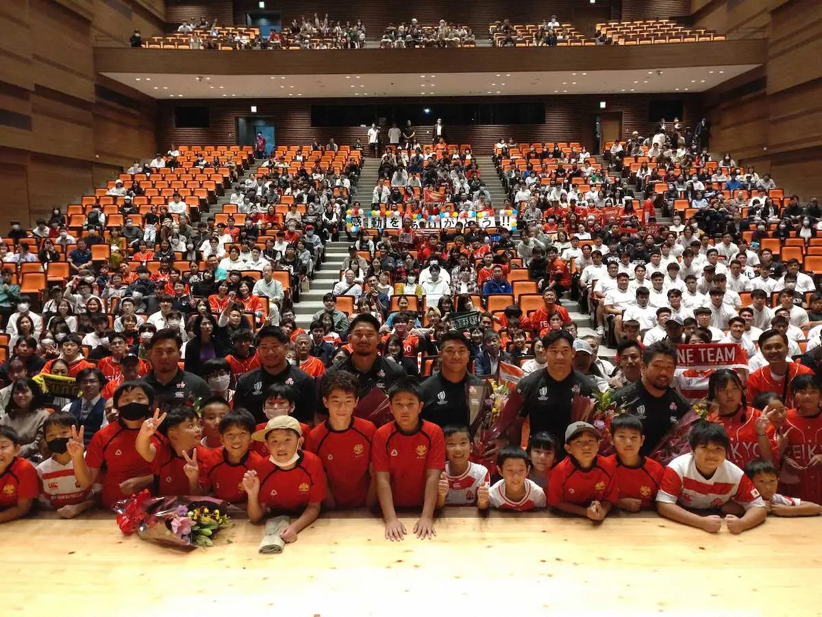【画像・写真】ラグビー日本代表・姫野主将「学生がこれからの主役」母校・帝京大報告会で後輩たちへ熱烈メッセージ