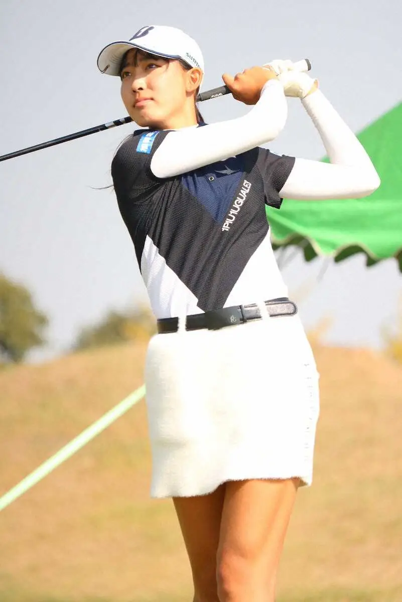 【画像・写真】馬場咲希  トップ合格見えた!8バーディー「66」で1差2位浮上「一つでも伸ばそうと意識」