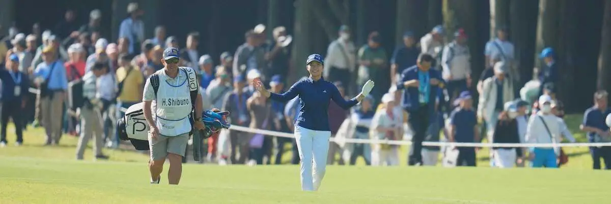 【画像・写真】【TOTOジャパンC】渋野日向子「渋いね（笑い）」グリーン上で耐えて耐えての4アンダー68