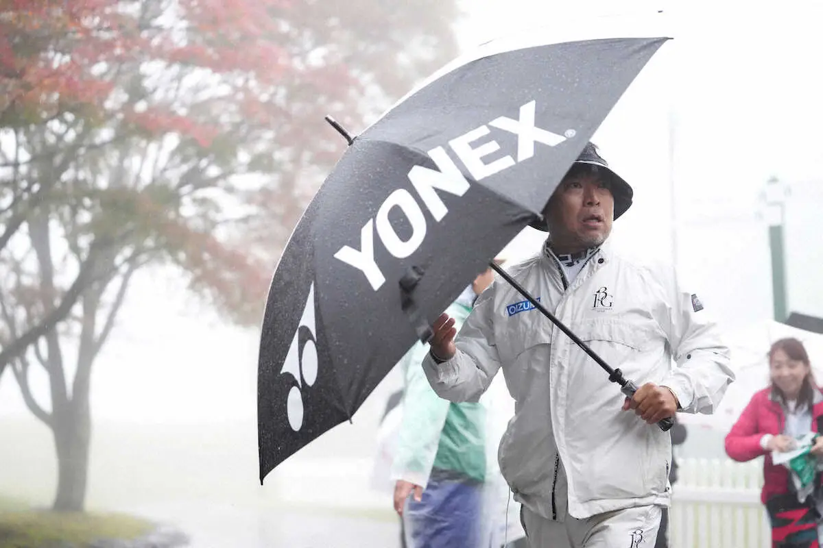 【画像・写真】濃霧により第2Rはサスペンデッド　今平周吾ら3選手が通算7アンダーで首位　三井住友VISA太平洋