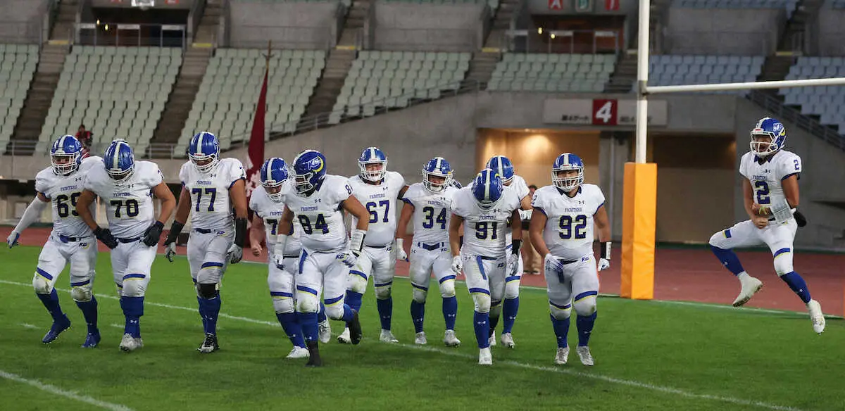 【画像・写真】アメフト関学大　「辛口」大村監督も称えた快勝劇　リーグ5連覇で「偉業」に前進