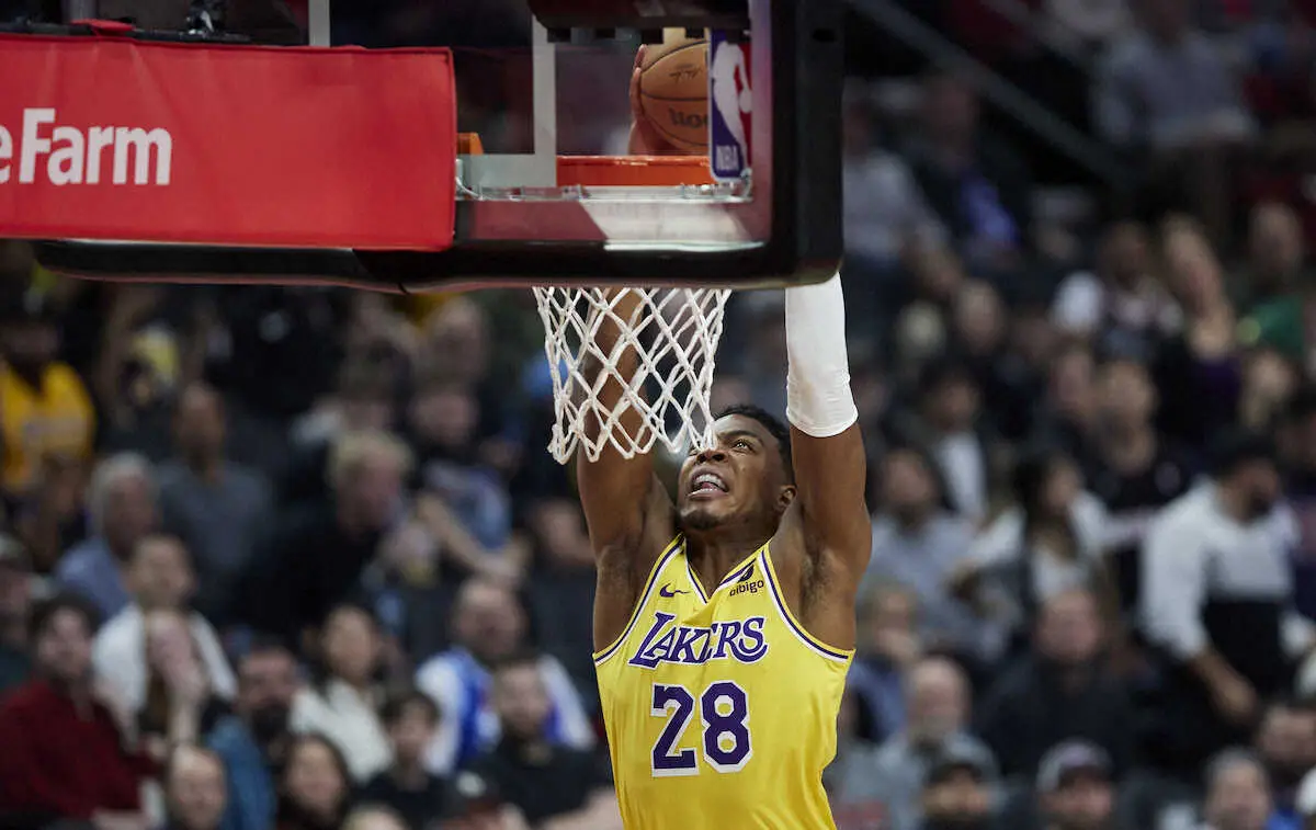 【画像・写真】レイカーズ・八村塁　本拠地マーベリックス戦に途中出場！いきなりレブロンとの連係ダンク＆3P決めた