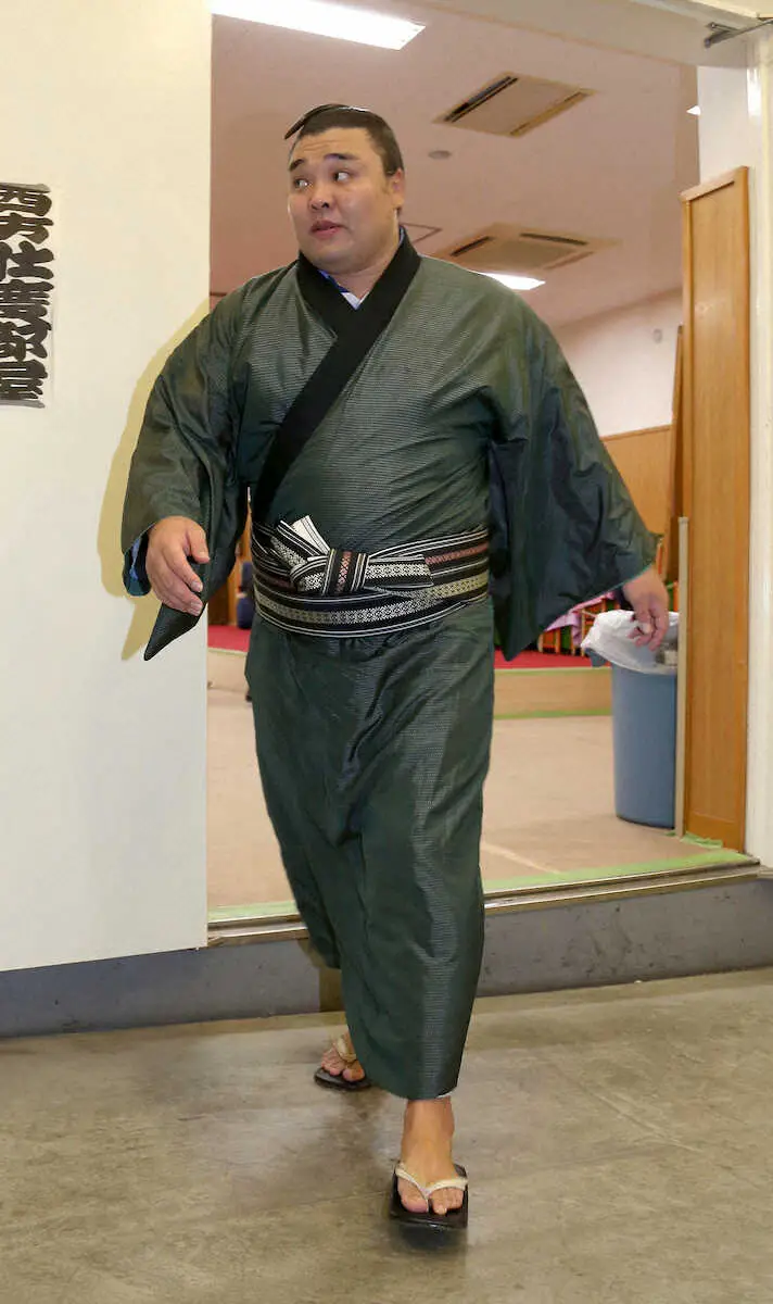 【画像・写真】霧島　琴ノ若との2敗対決制す「自分の形になれた」大関初優勝へ前進