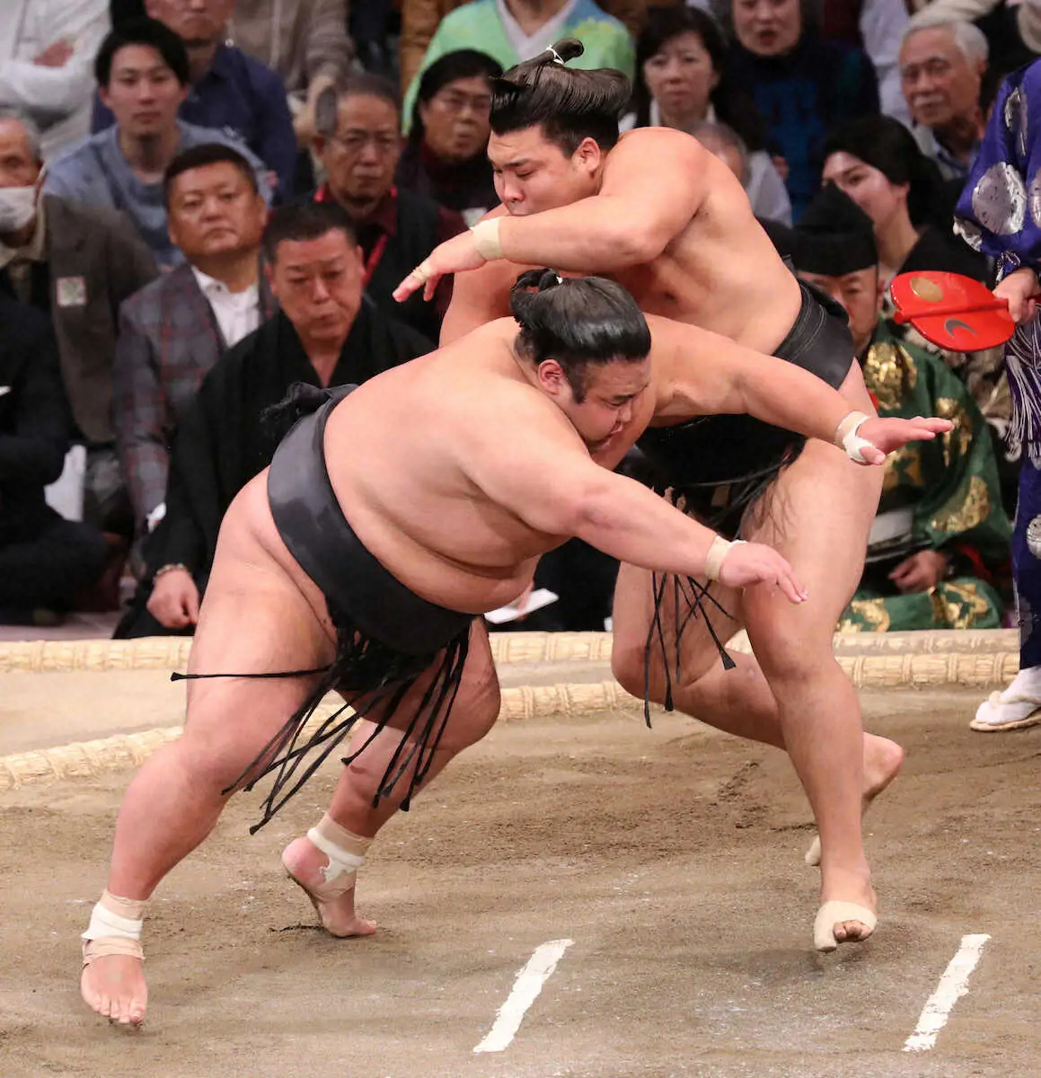 【画像・写真】霧島　4場所ぶり2度目V！熱海富士敗れて決定…結びで貴景勝に勝利　モンゴル勢節目の100回目V