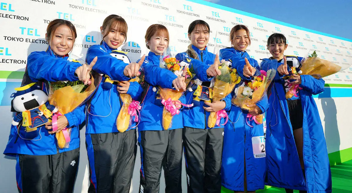 【画像・写真】積水化学2年ぶり2度目の優勝　2区・山本が区間賞「楽しみながら前を追えた」