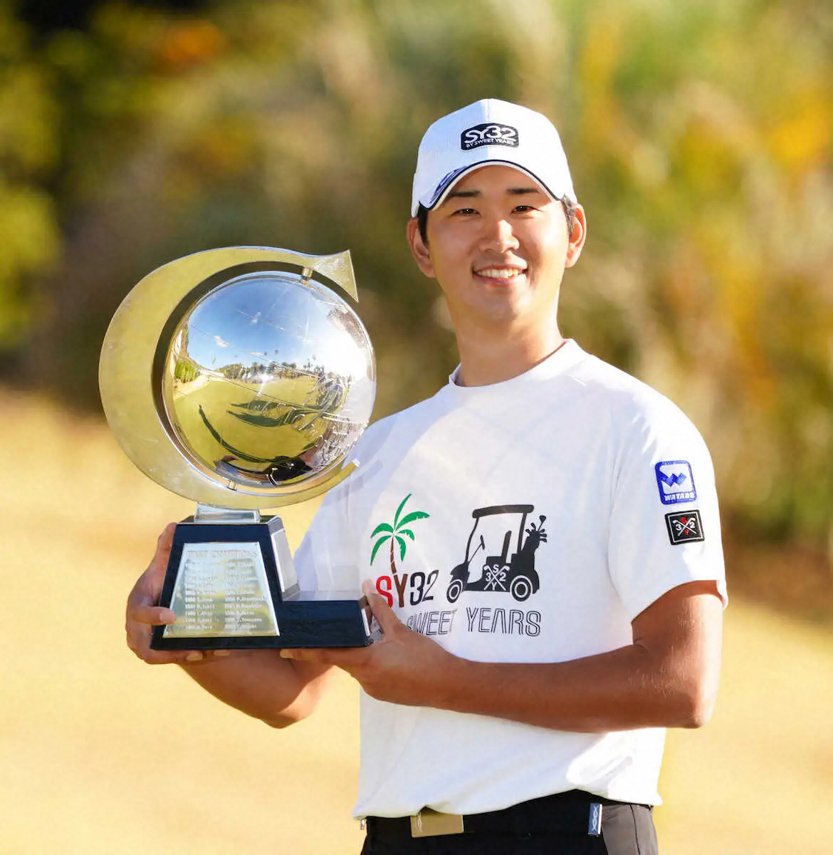 【画像・写真】鍋谷太一　プロ12年目で涙の初優勝「決まった瞬間は夢なんじゃないかと」