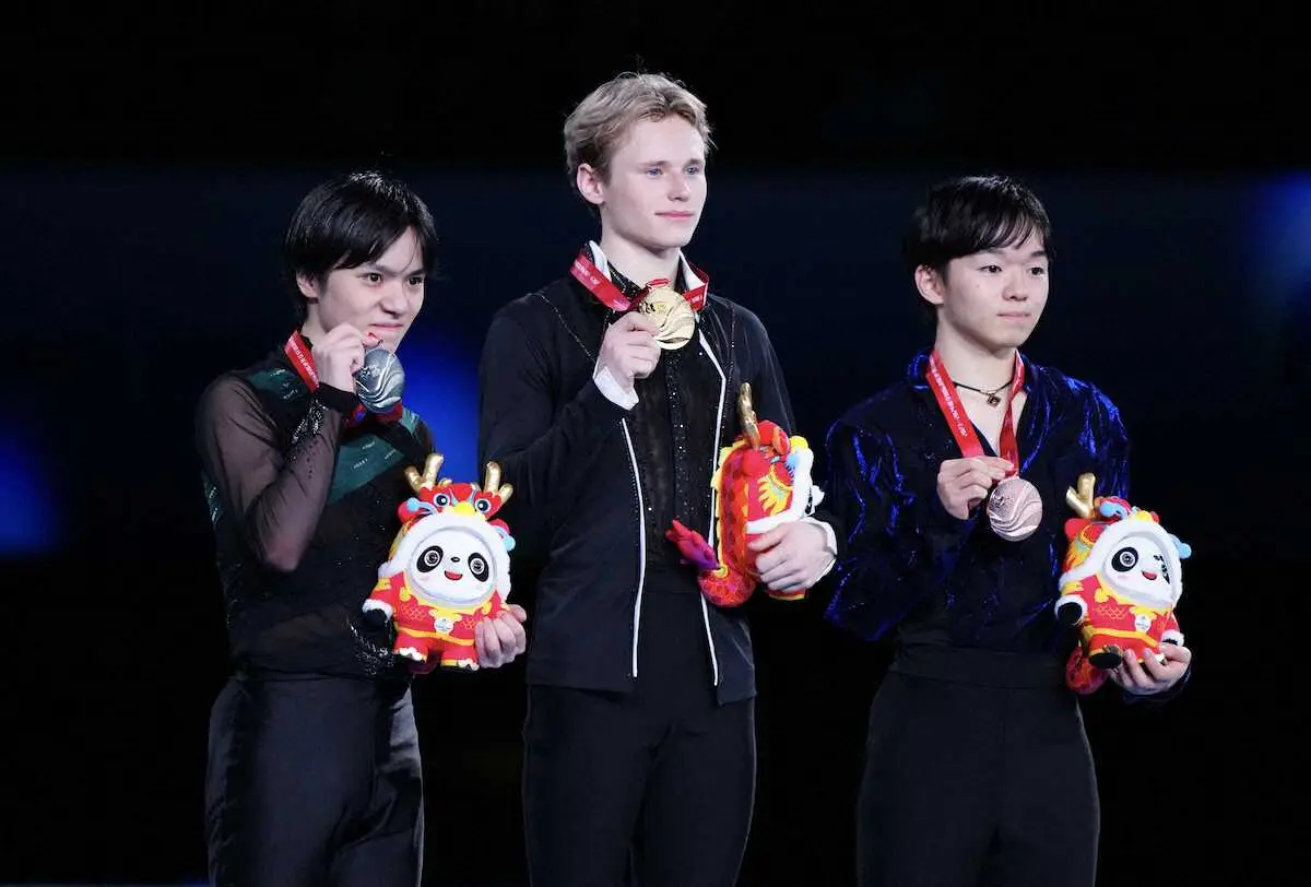 【画像・写真】宇野昌磨＆鍵山優真、4回転半は「絶対跳べない」「夢を全部かなえてケガしていいのなら…」