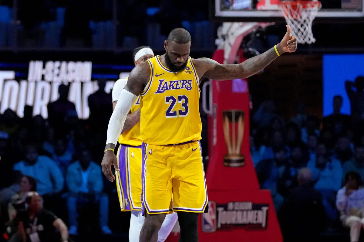 【画像・写真】レイカーズ　カップ戦初代王者に輝く！大会MVPはレブロン「全員が目標に向かって戦うことができた」