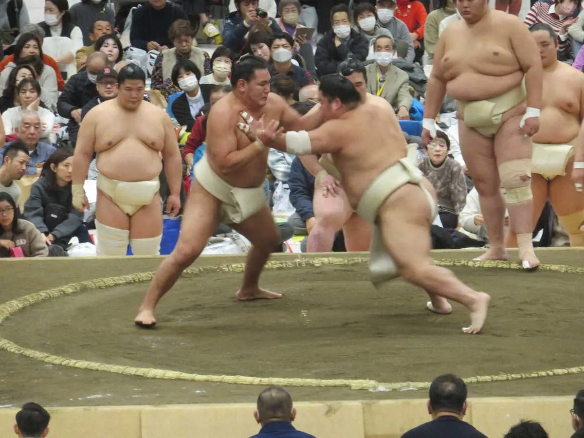 【画像・写真】宇良、冬巡業で地元・大阪入り　来年初場所での新三役濃厚にした九州場所「ほぼ奇跡」験担ぎは「ごみ拾い」